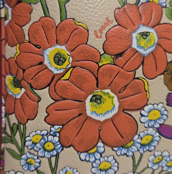 Coach Kitt Messenger Crossbody Bag EUC - Picture 9 of 15